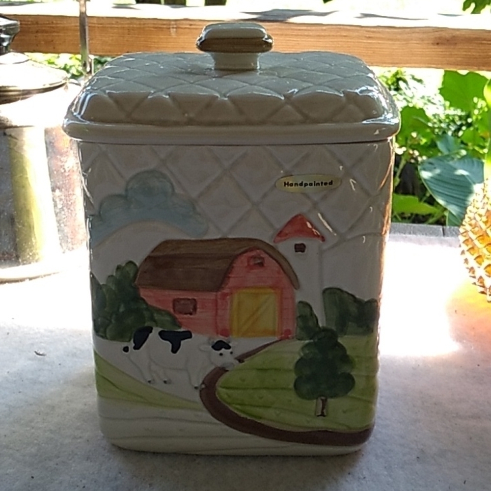 Vintage 1982 Otagiri Japan hand painted cow farmhouse cookie jar